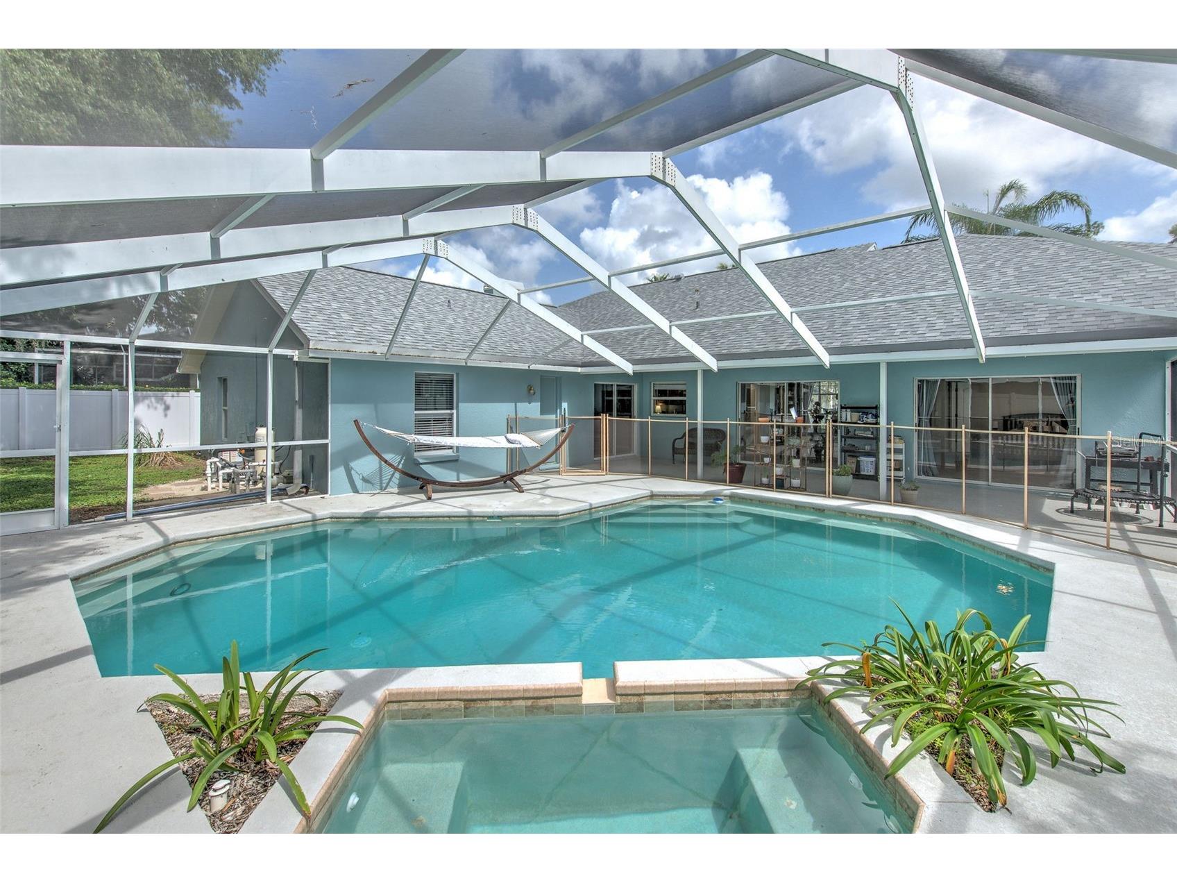 2327 Eagle Bluff Drive Valrico FL 33596 TB8512329 image2