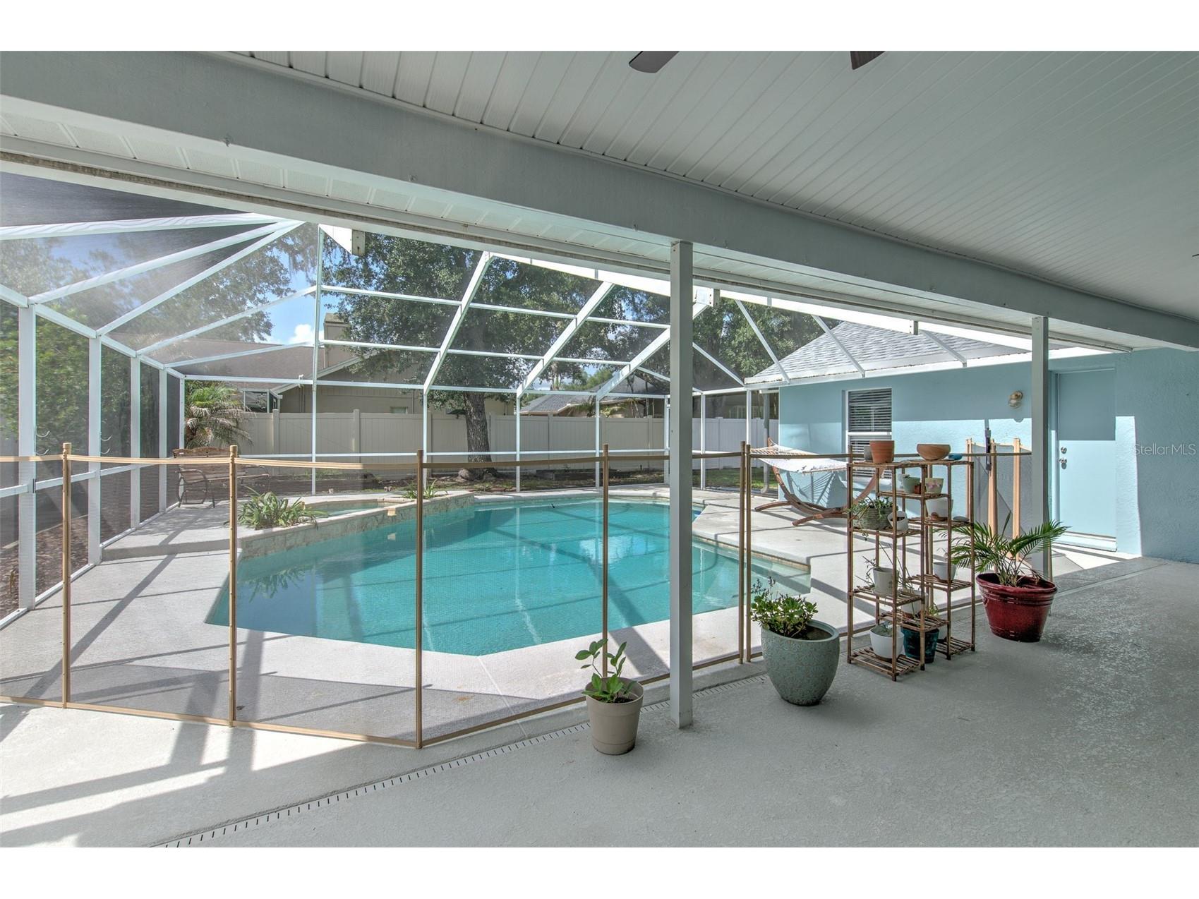 2327 Eagle Bluff Drive Valrico FL 33596 TB8512329 image24