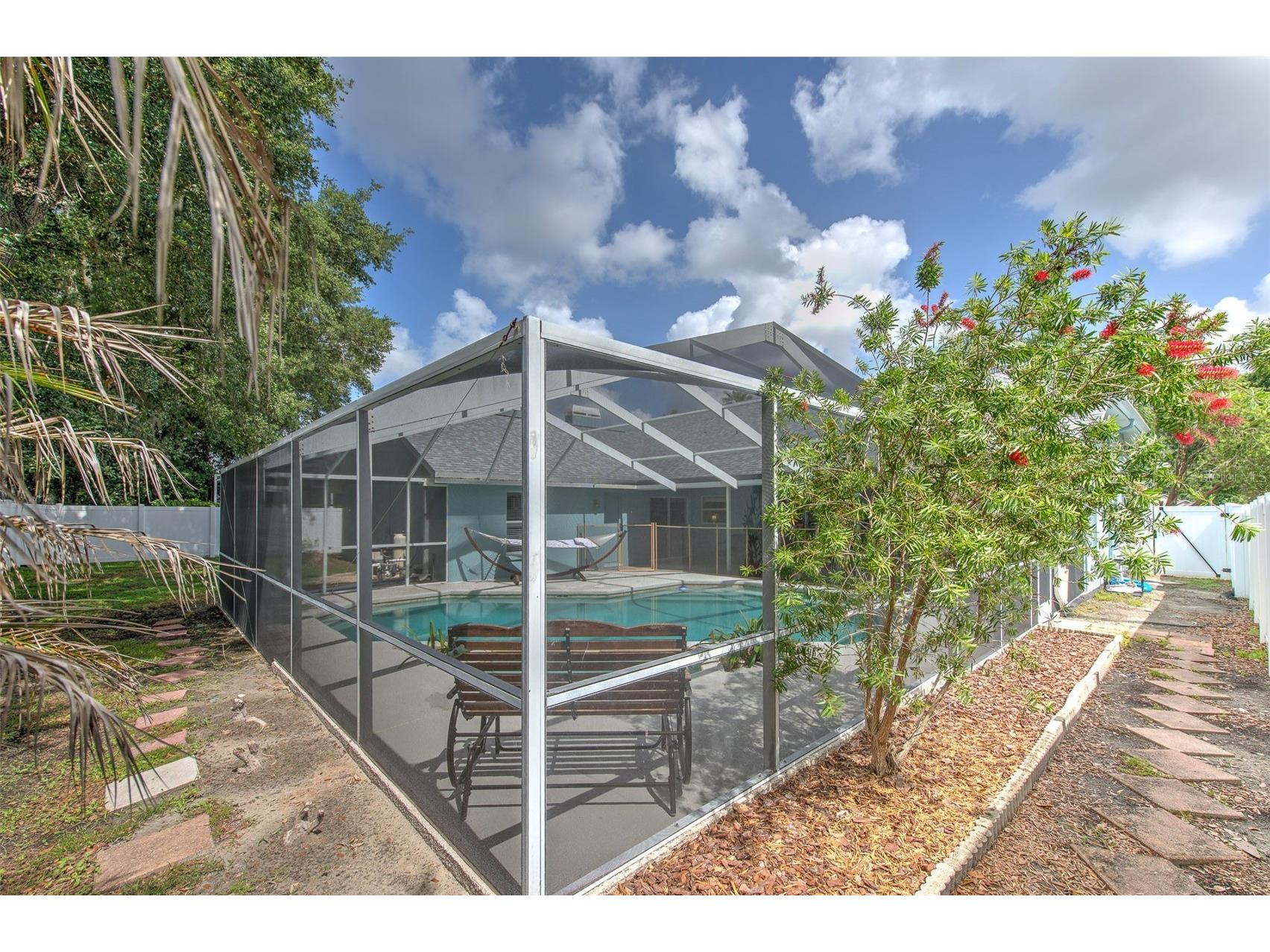 2327 Eagle Bluff Drive Valrico FL 33596 TB8512329 image26