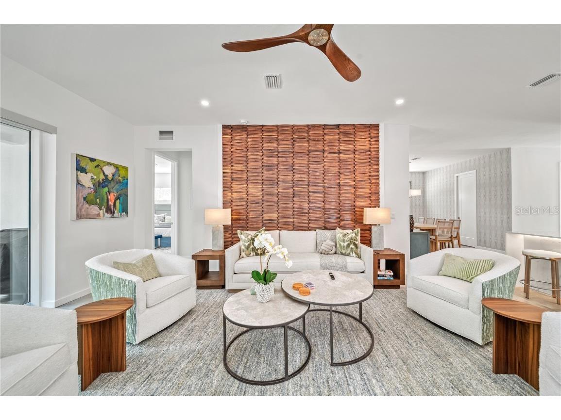 2327 Hillview Street Sarasota FL 34239 A4644963 image13