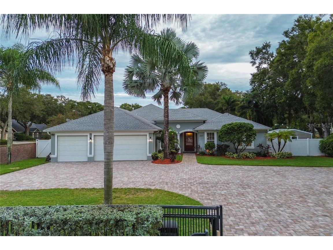 2327 Nursery Road Clearwater FL 33764 U8215541 image1