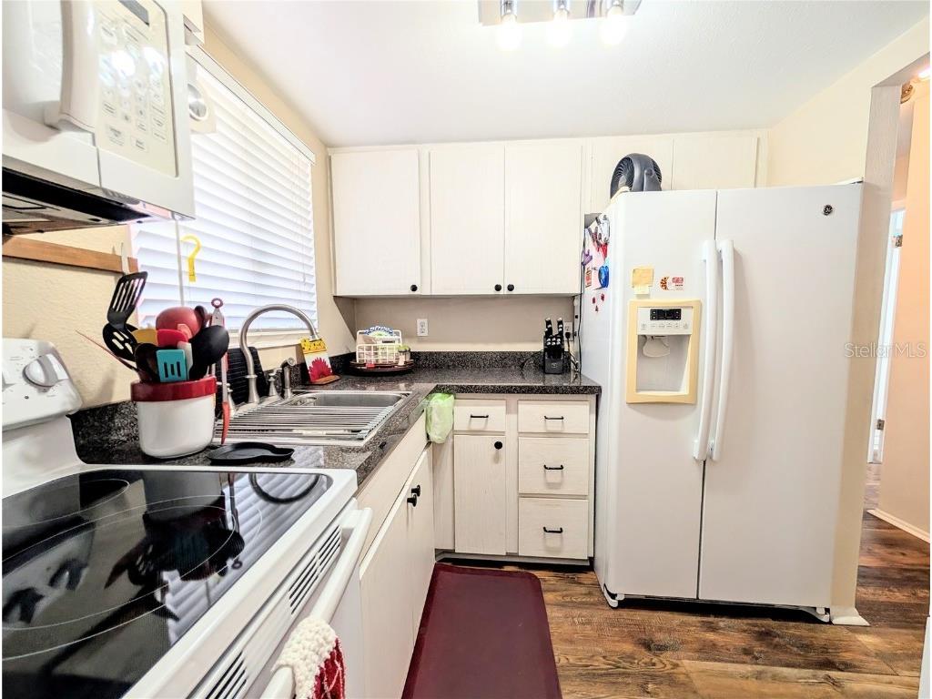 2328 Canal Drive #G26 Bradenton FL 34207 A4676759 image4