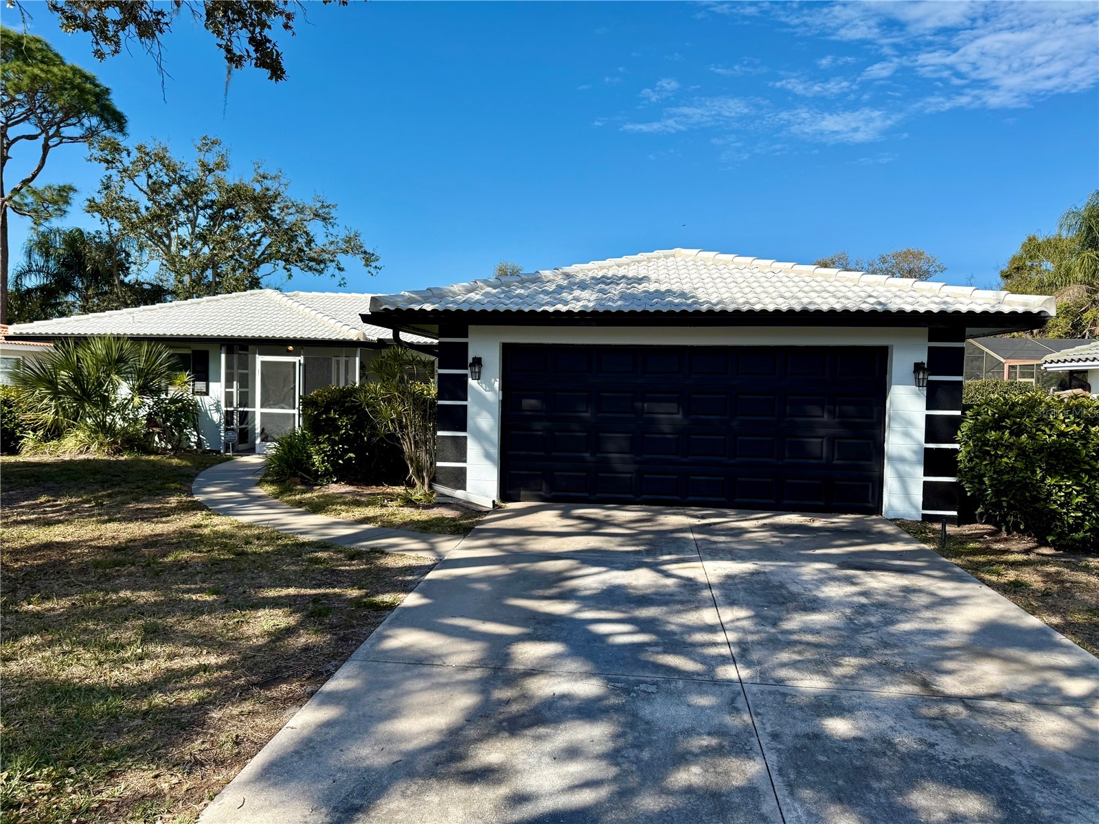 2328 Cass Street Sarasota FL 34231 A4679893 image1