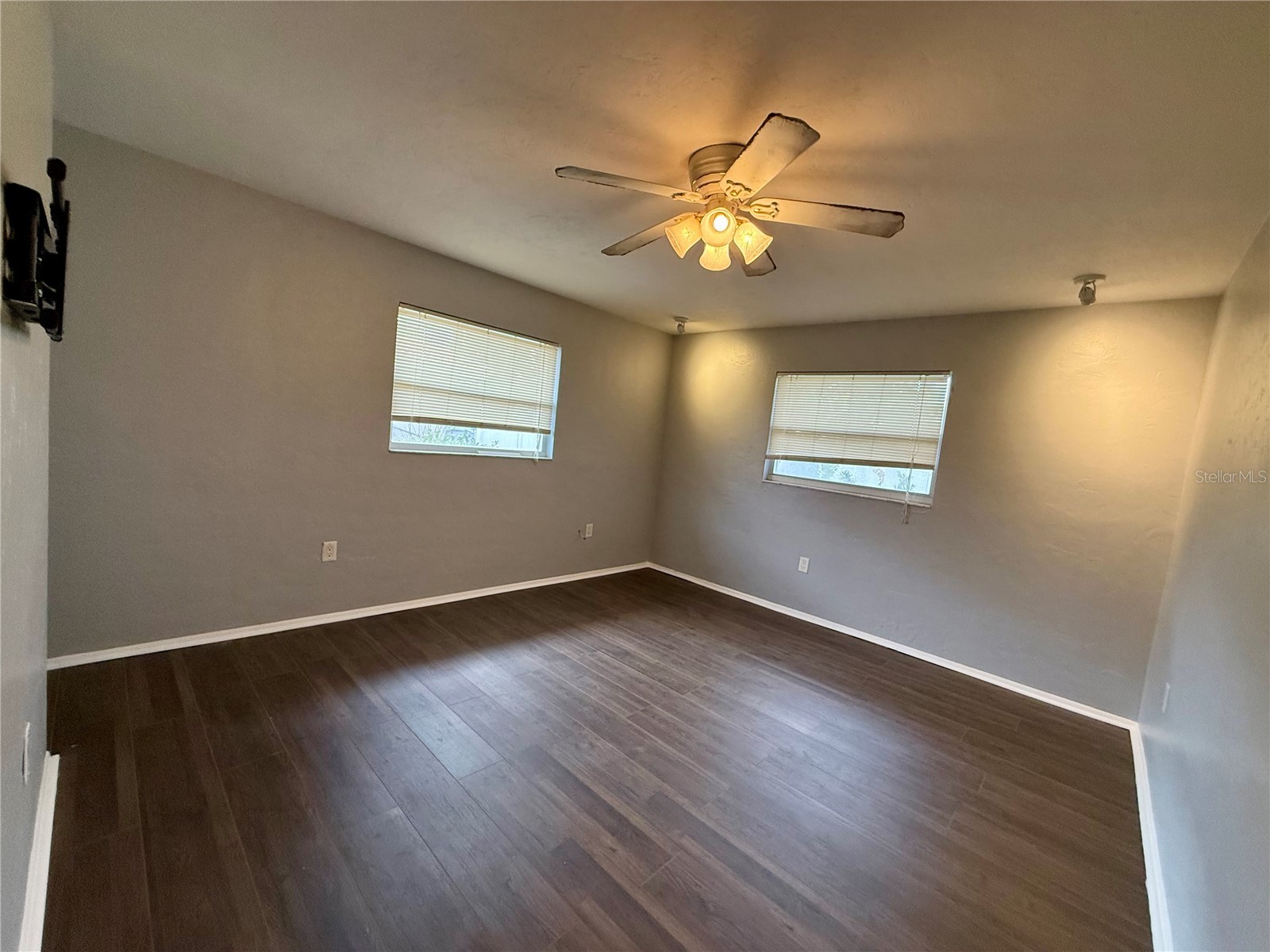 2328 Cass Street Sarasota FL 34231 A4679893 image17