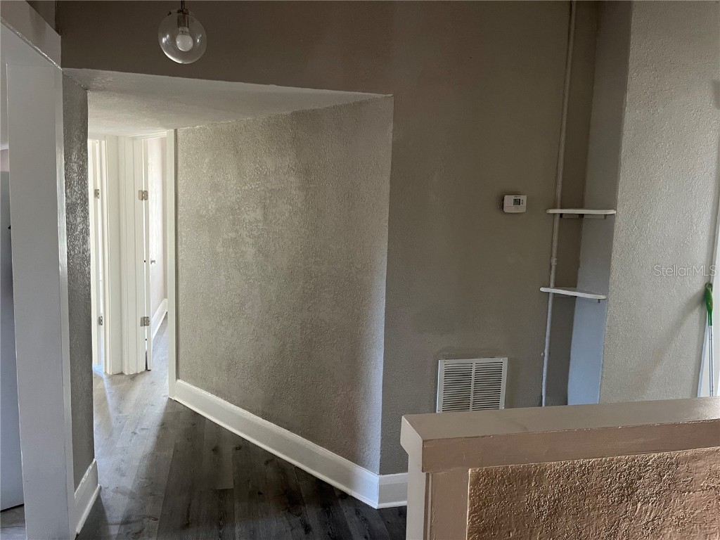 2328 N Highland Avenue Tampa FL 33602 TB8451422 image3