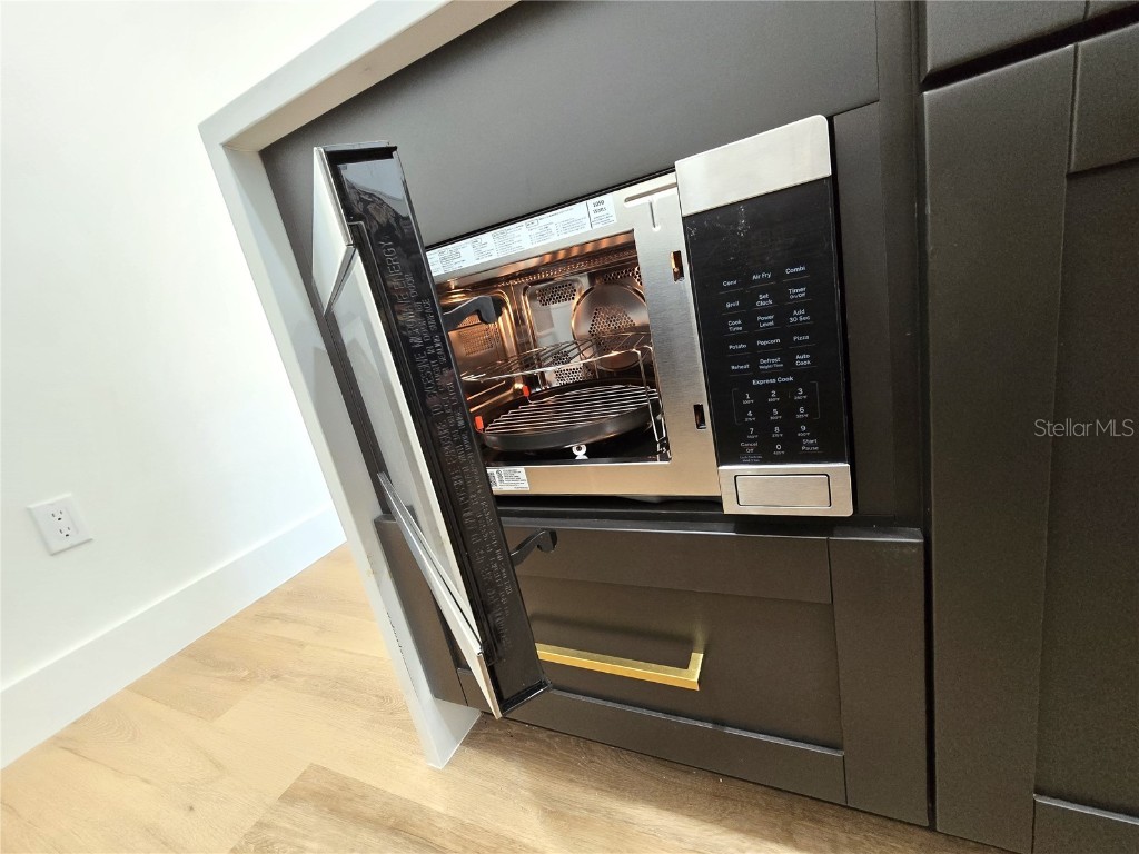 2328 W La Salle Street Tampa FL 33607 TB8394254 image14