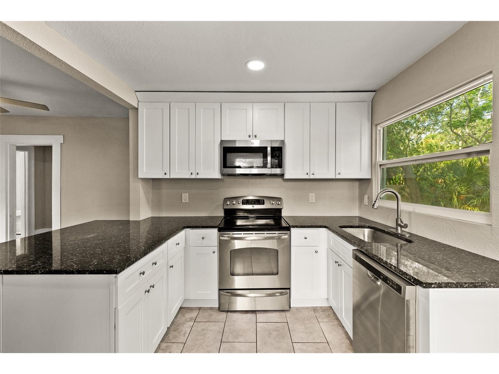 2329 7 Street S Saint Petersburg FL 33714 G5114130 image18