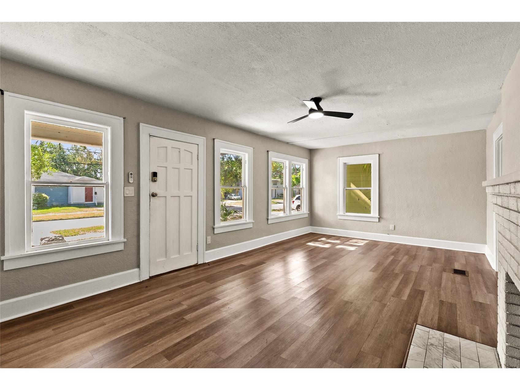 2329 7 Street S Saint Petersburg FL 33714 G5114130 image9