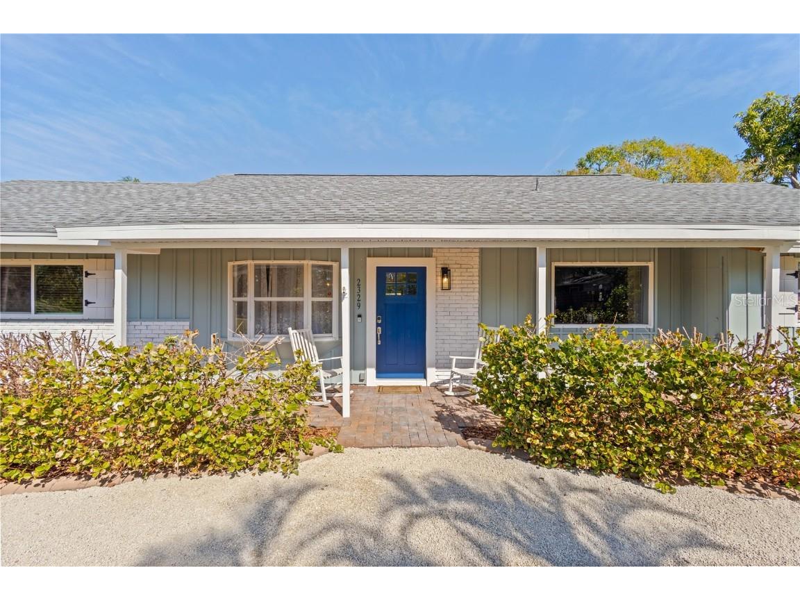 2329 Outer Drive Sarasota FL 34231 A4638559 image1