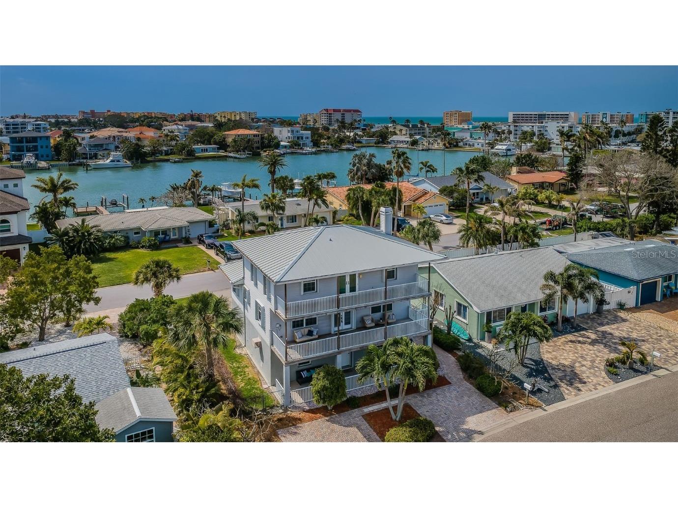 233 174th Avenue E Redington Shores FL 33708 U8237394 image1