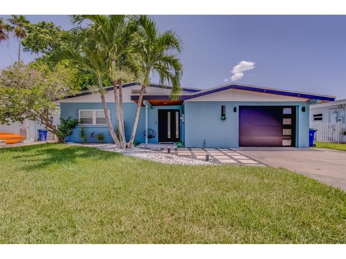 233 176th Terrace Drive E Redington Shores FL 33708 - INTRACOASTAL U8211408 image1