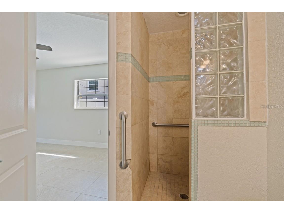 233 45th Avenue Saint Pete Beach FL 33706 TB8376081 image23