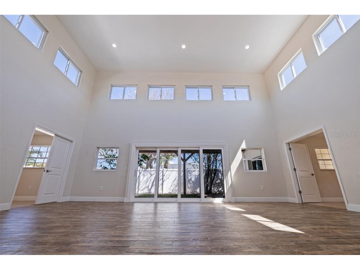 233 45th Avenue Saint Pete Beach FL 33706 TB8376081 image3