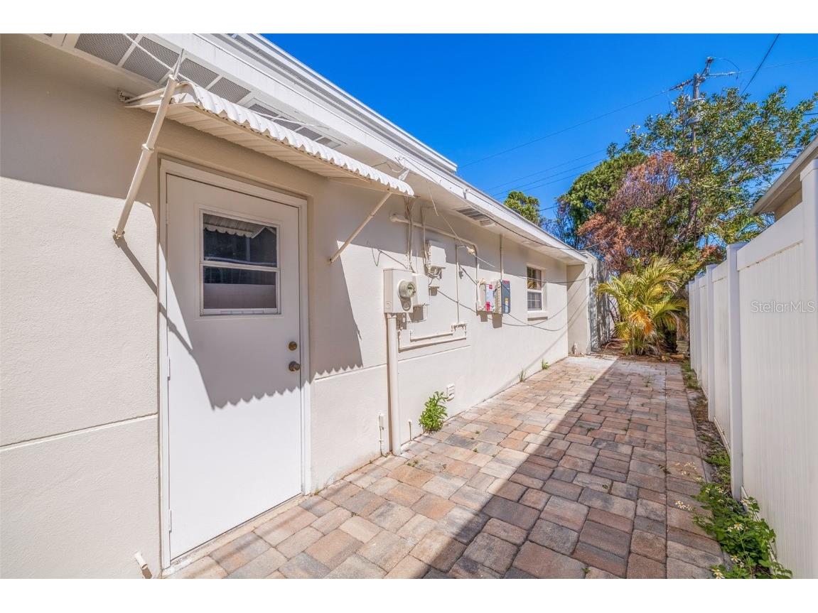 233 45th Avenue Saint Pete Beach FL 33706 TB8376081 image37