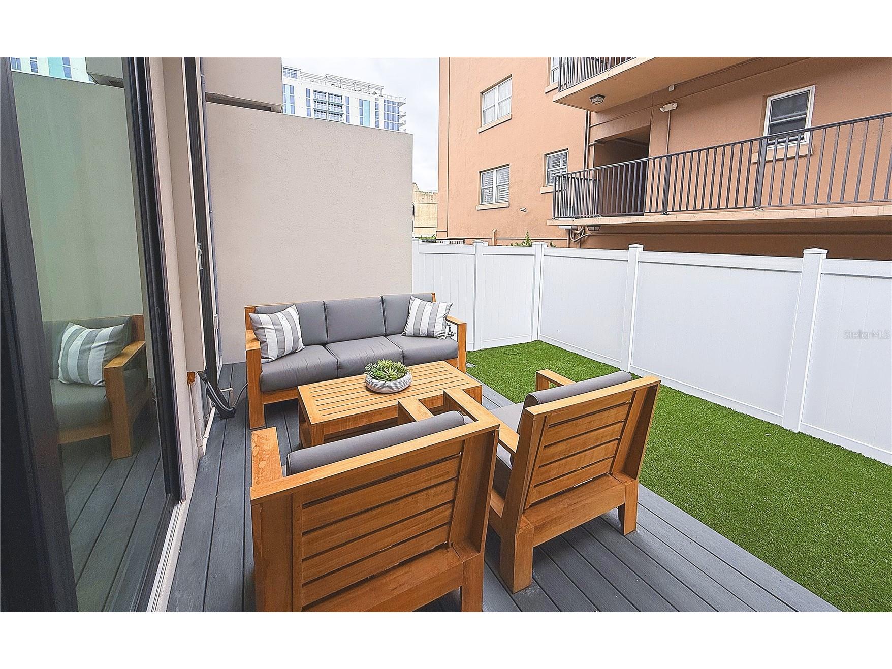 233 8th Street N Saint Petersburg FL 33701 TB8461699 image24