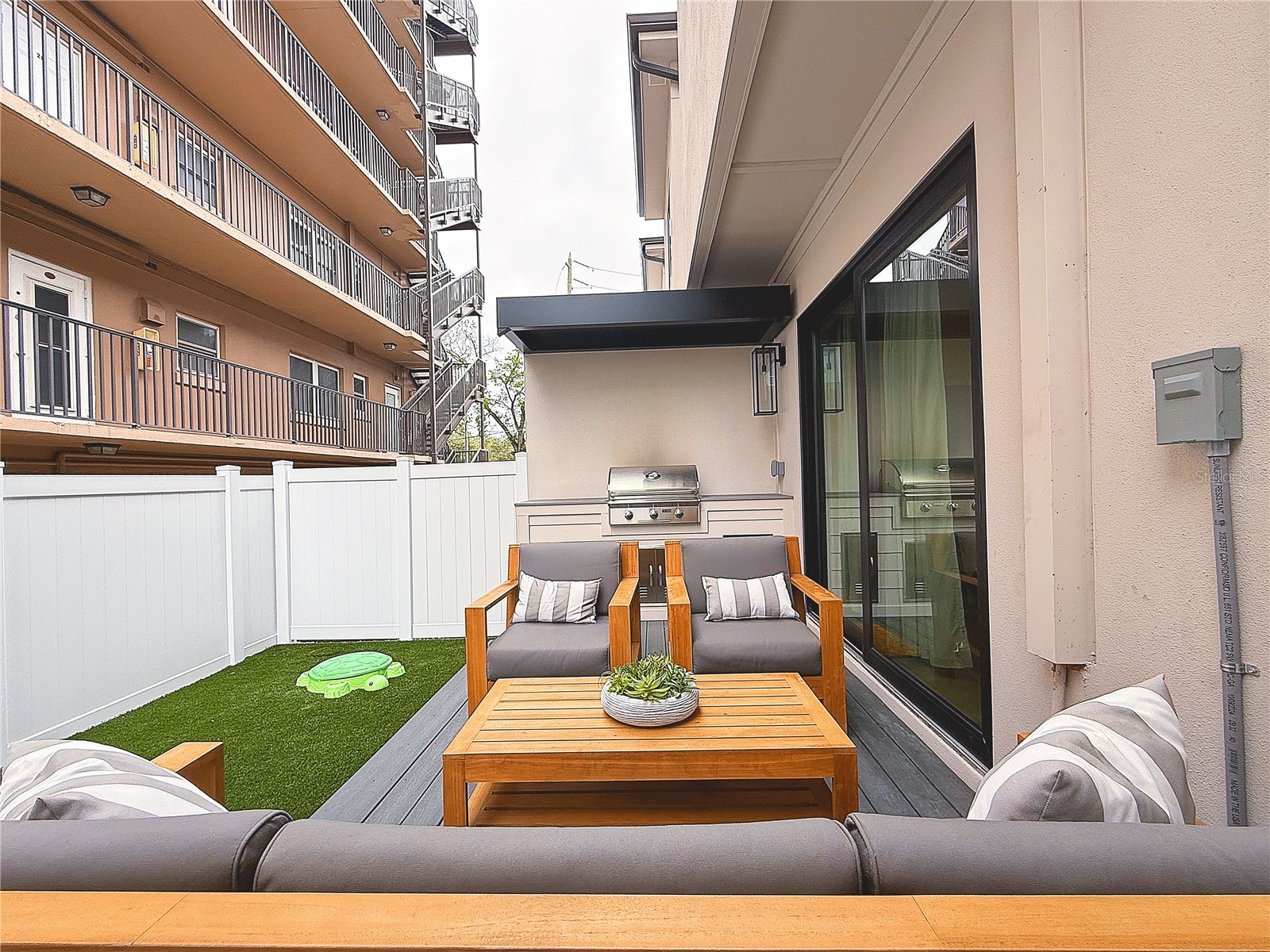 233 8th Street N Saint Petersburg FL 33701 TB8462189 image19