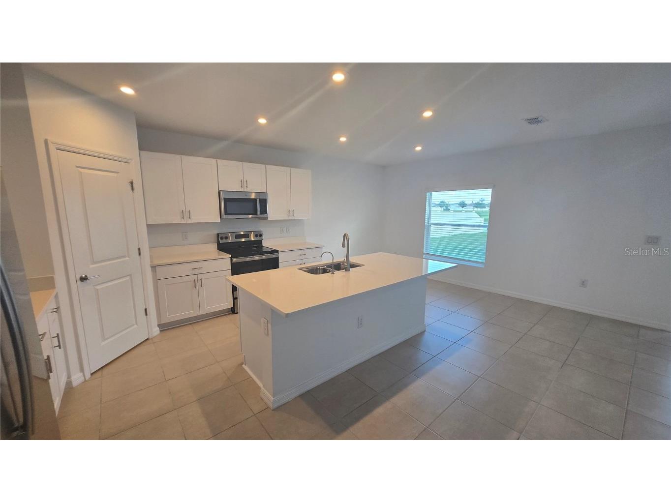 233 Aquamarine Lane Kissimmee FL 34758 TB8452697 image10