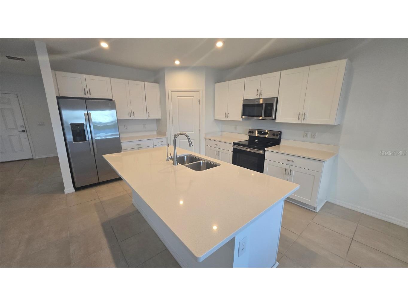 233 Aquamarine Lane Kissimmee FL 34758 TB8452697 image12