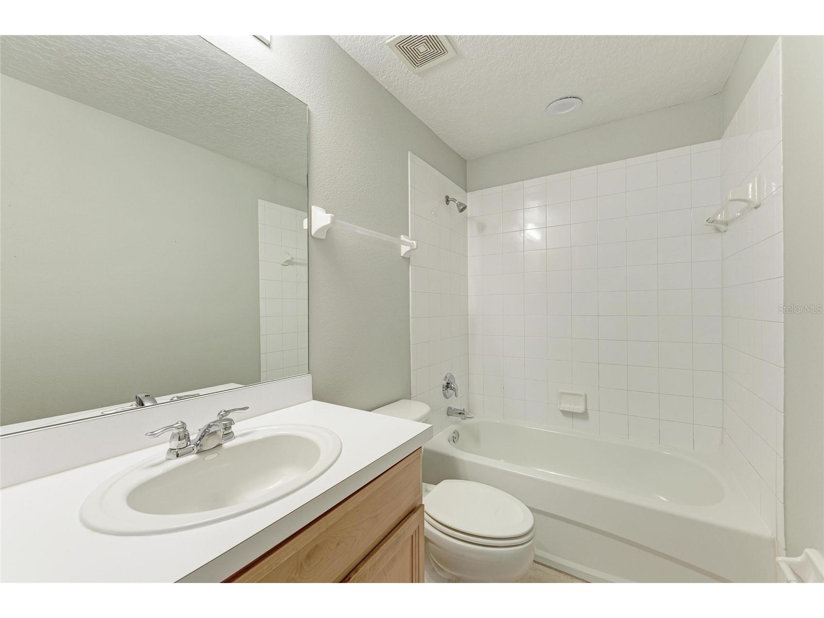 233 Cape Harbour Loop #103 Bradenton FL 34212 A4688963 image22