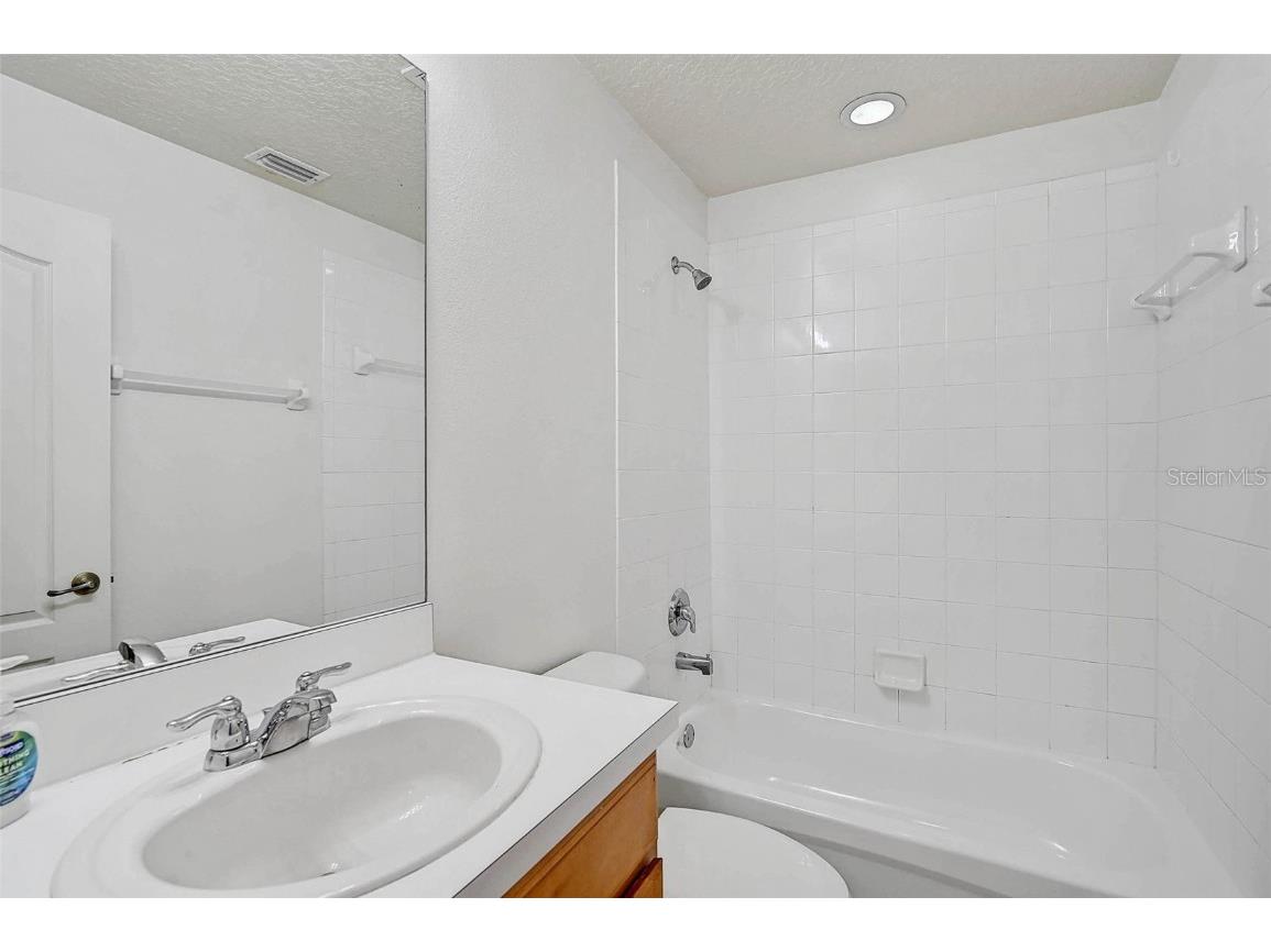 233 Cape Harbour Loop #107 Bradenton FL 34212 N6138921 image13