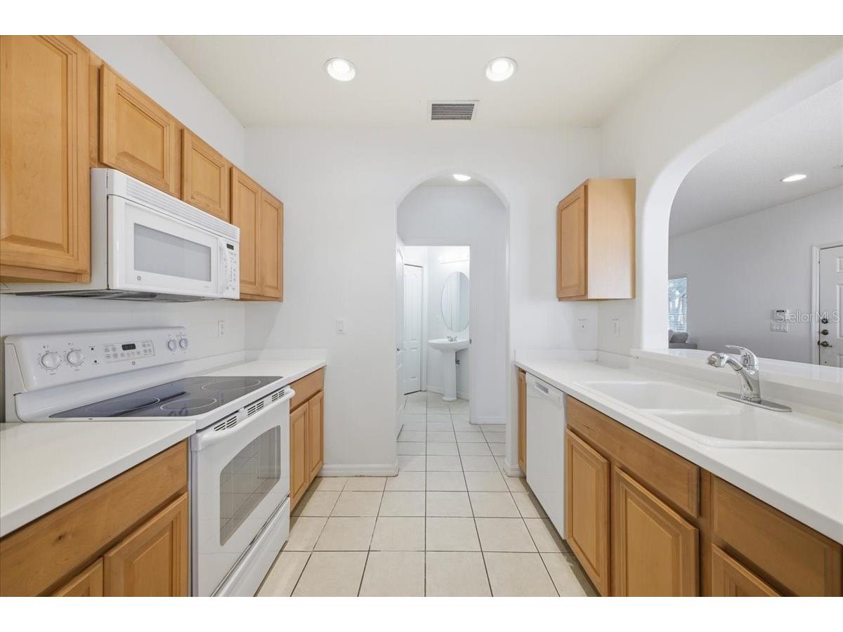 233 Cape Harbour Loop #107 Bradenton FL 34212 TB8503812 image11