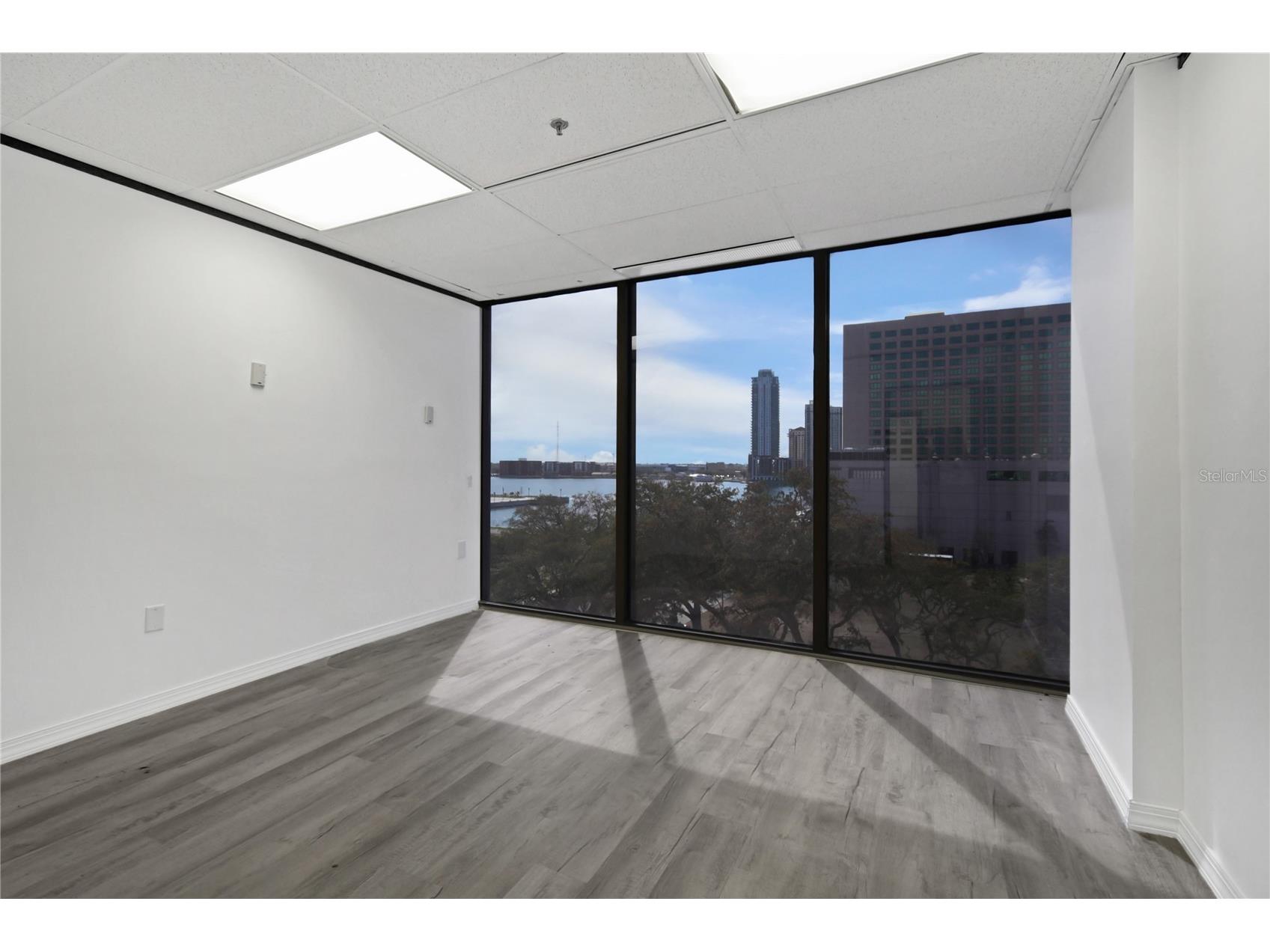 233 E Bay Street #606 Jacksonville FL 32202 GC538144 image3