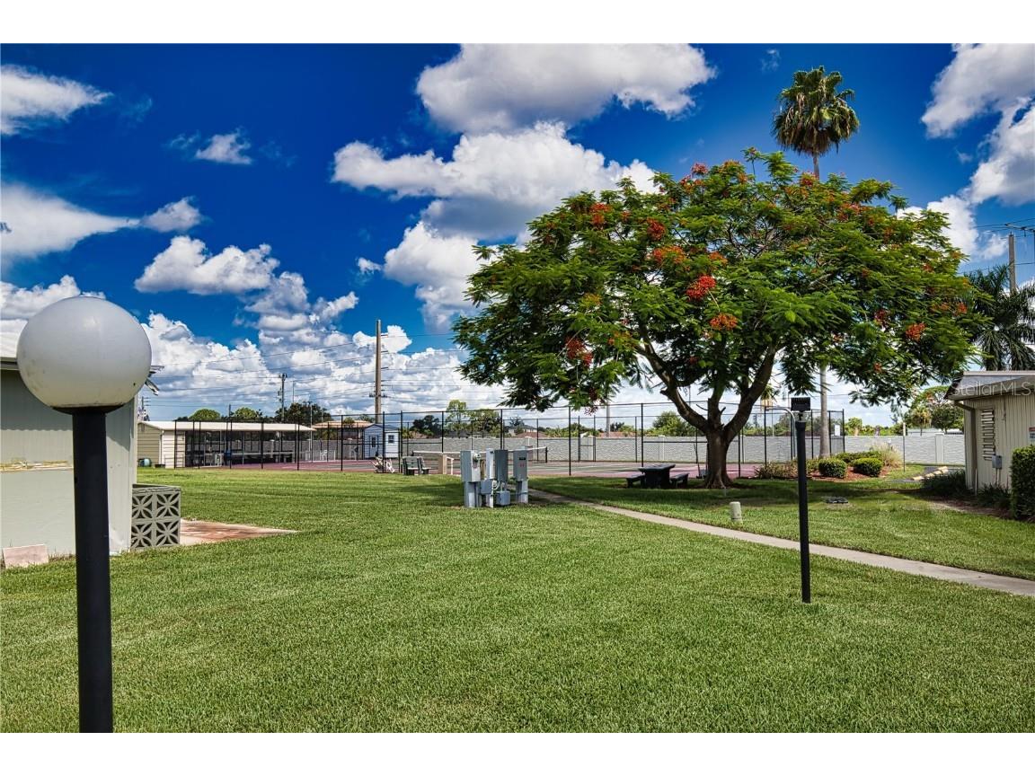 233 El Prado North Port FL 34287 TB8418939 image55