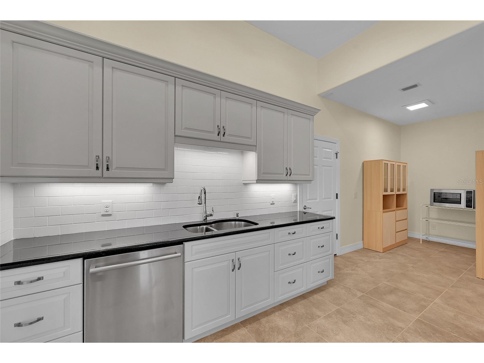 233 Fairway Road Rotonda West FL 33947 C7514272 image13