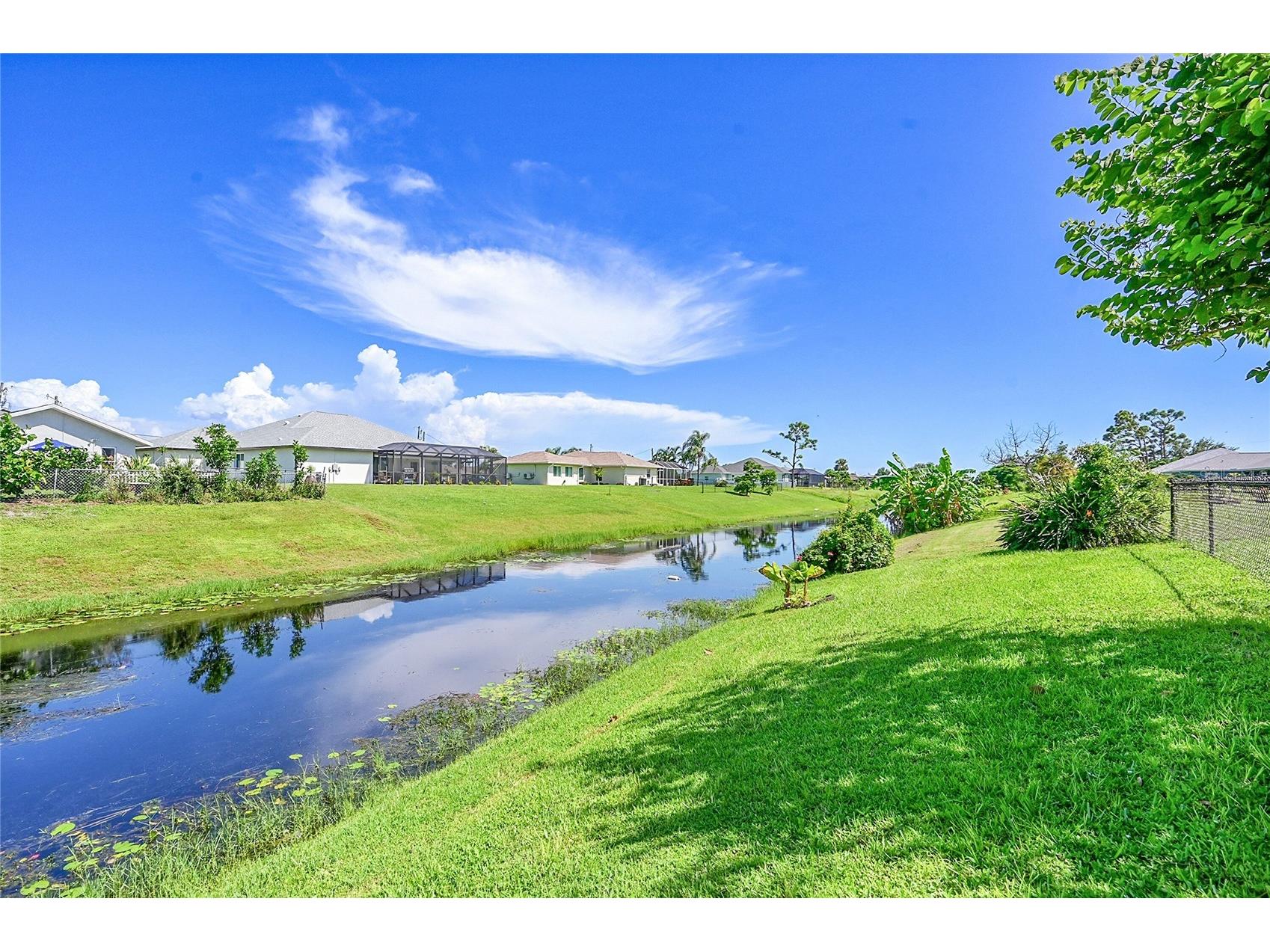 233 Fairway Road Rotonda West FL 33947 C7514272 image52