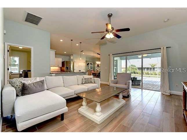 233 Mariner Lane Rotonda West FL 33947 D6142962 image4