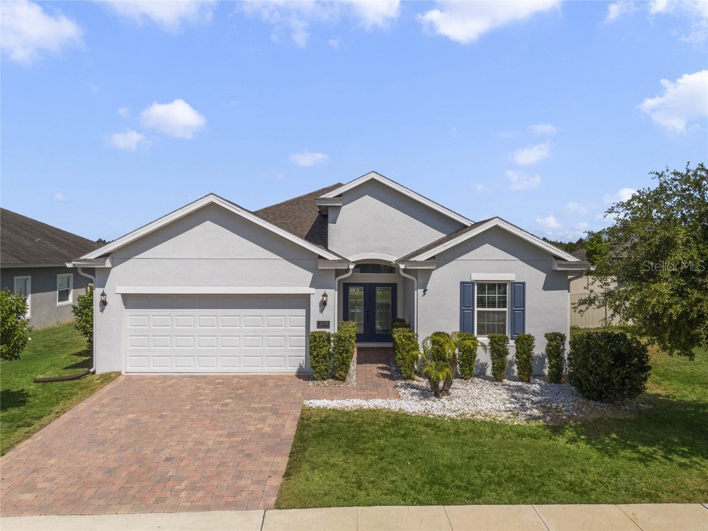 233 Messina Place Howey In The Hills FL 34737 G5086639 image1