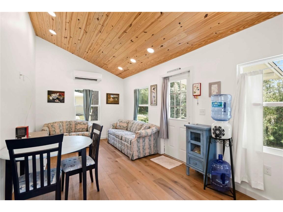 233 N New York Avenue Englewood FL 34223 C7510471 image16