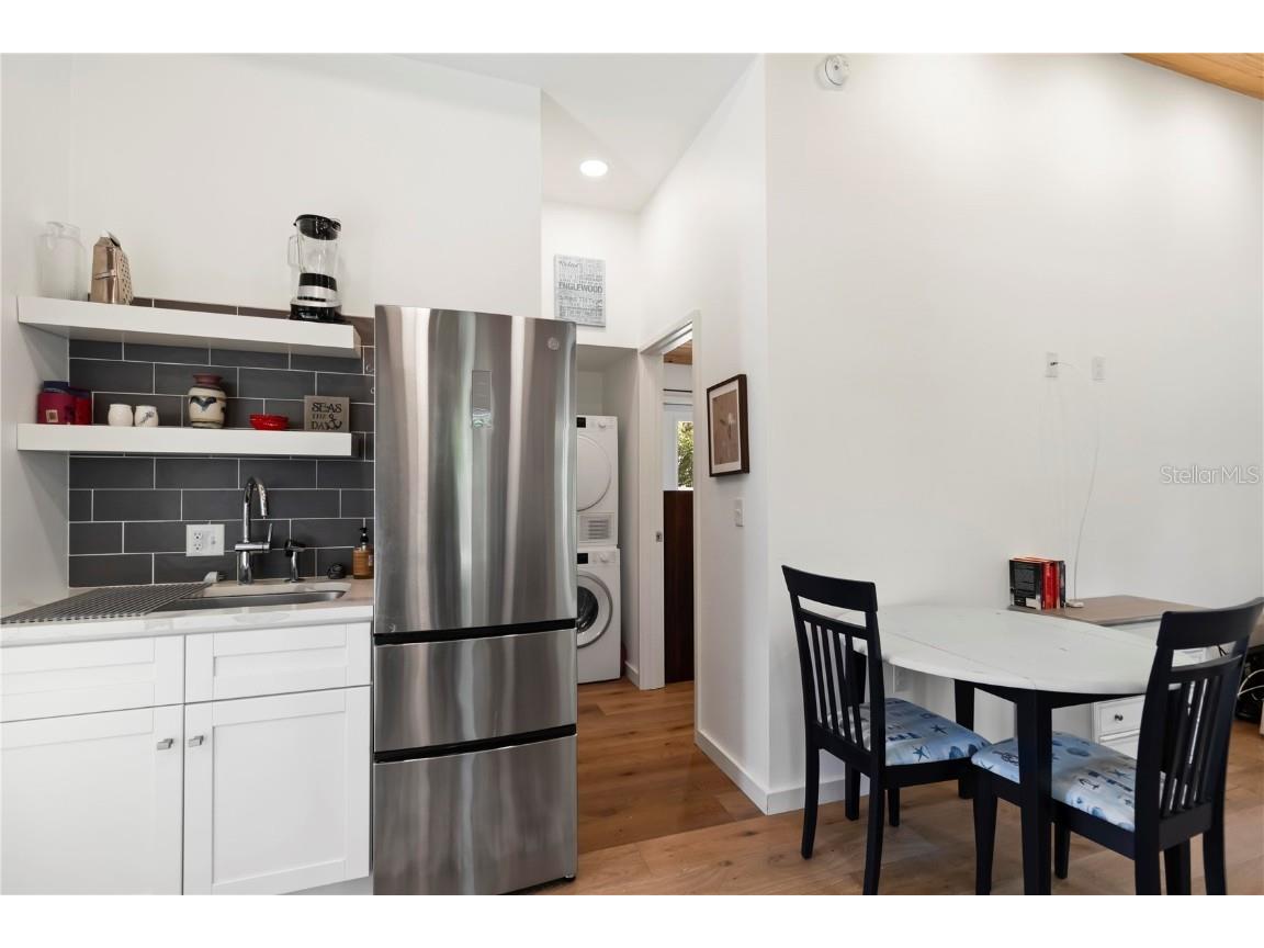 233 N New York Avenue Englewood FL 34223 C7510471 image18