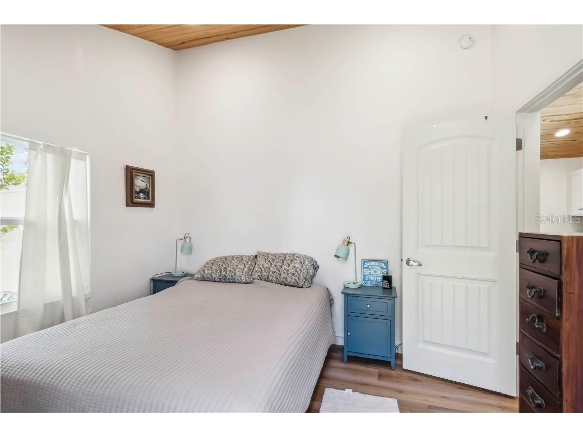 233 N New York Avenue Englewood FL 34223 C7510471 image26