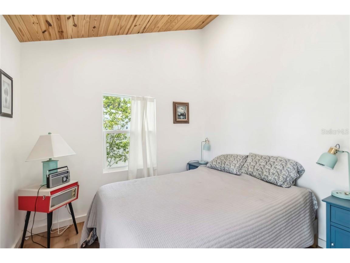 233 N New York Avenue Englewood FL 34223 C7510471 image27