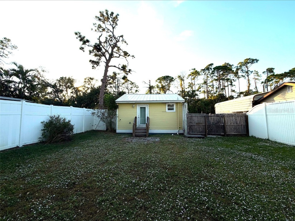 233 N New York Avenue Englewood FL 34223 C7510471 image30