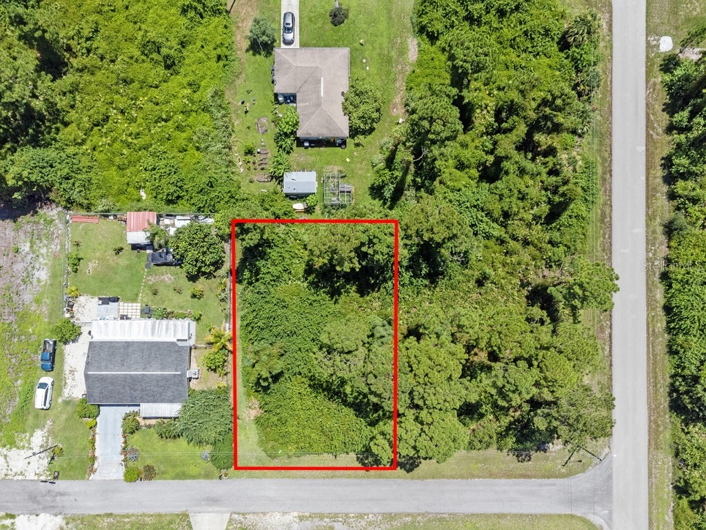 233 Ogden Avenue S Lehigh Acres FL 33974 L4946683 image1