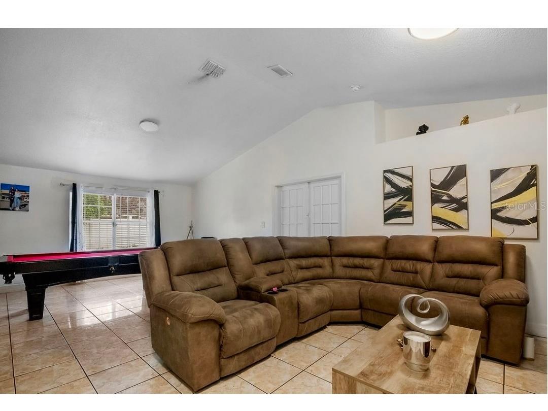 233 Red Maple Drive Kissimmee FL 34743 O6395562 image3