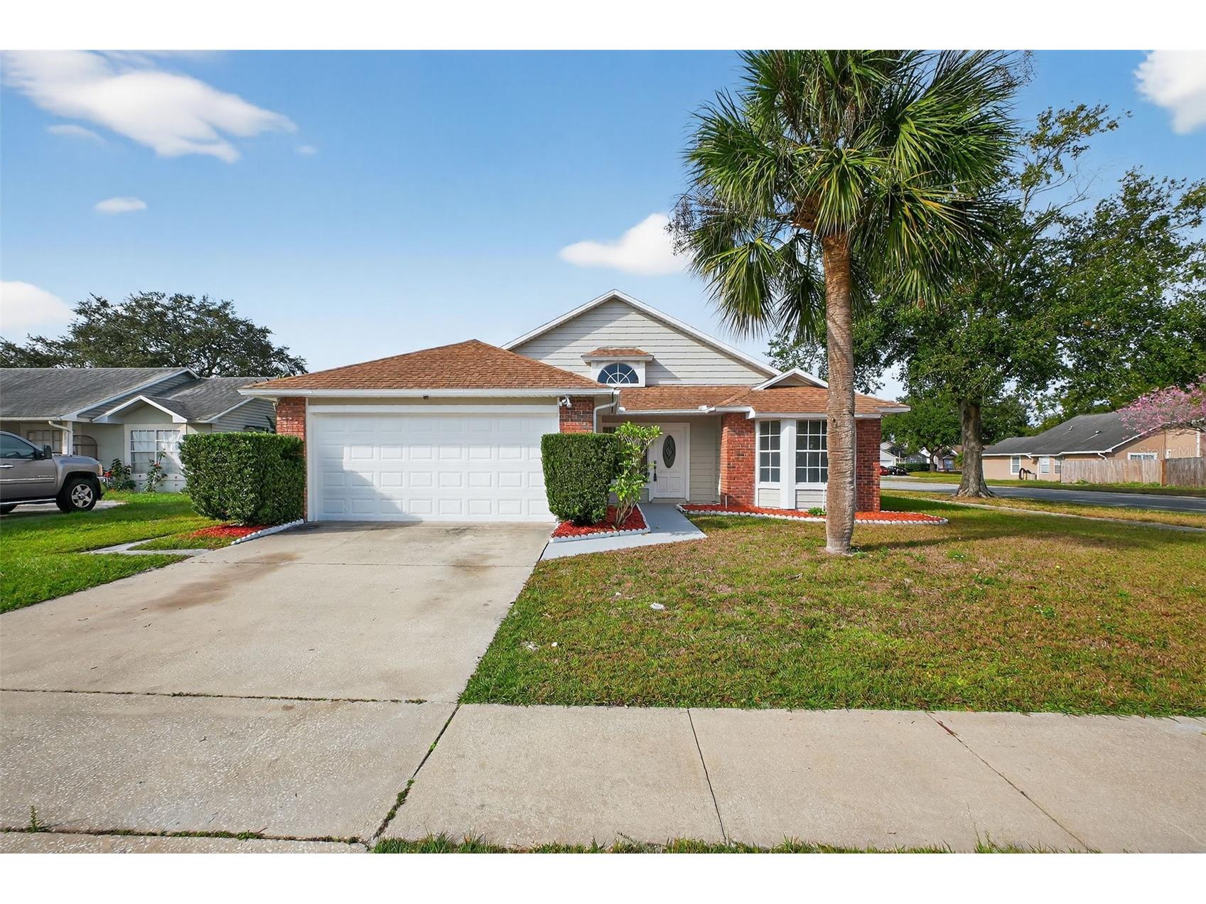 233 S Aberdeen Circle Sanford FL 32773 V4946732 image1