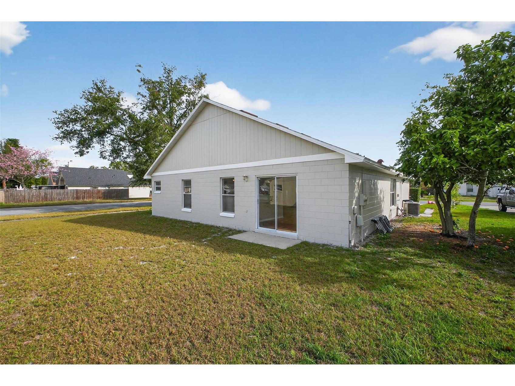 233 S Aberdeen Circle Sanford FL 32773 V4946732 image15