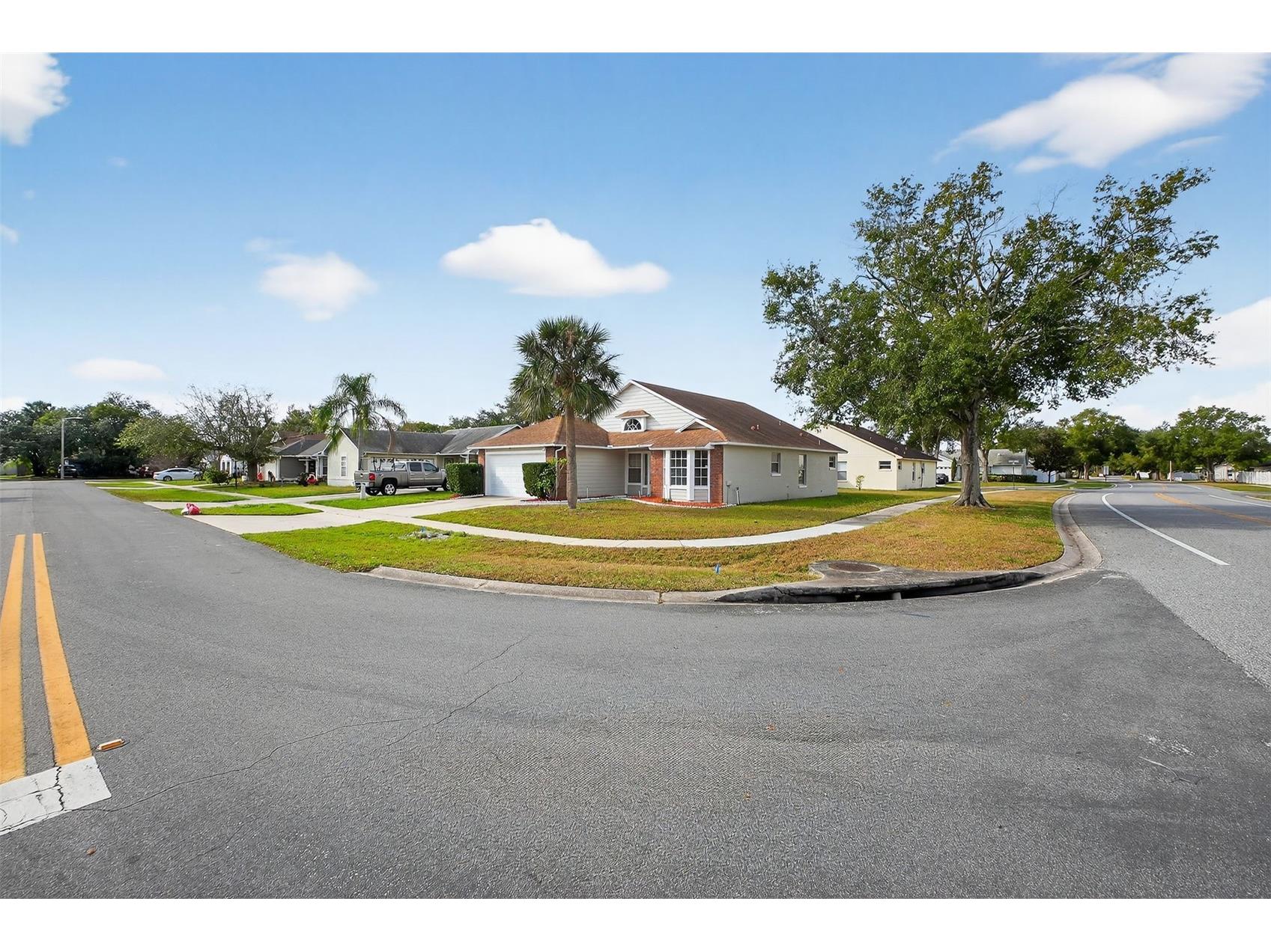 233 S Aberdeen Circle Sanford FL 32773 V4946732 image8