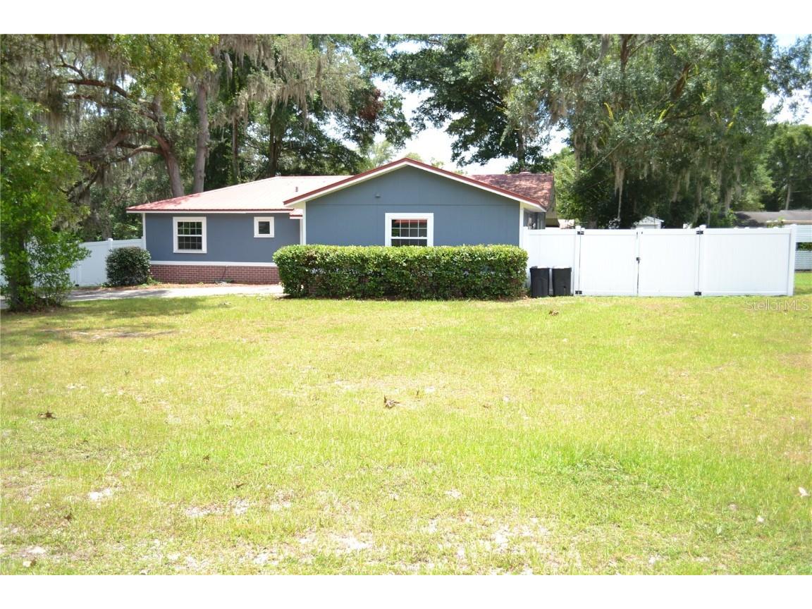 2330 NE 40th Street Ocala FL 34479 OM680632 image1