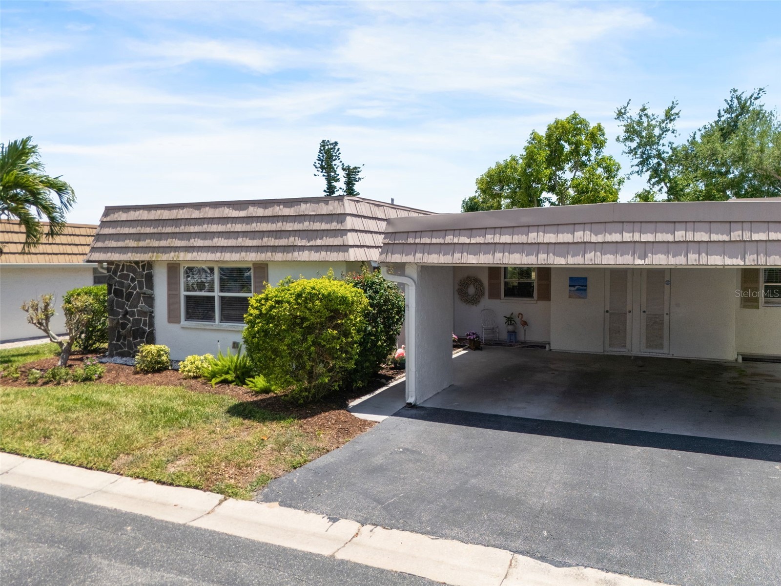 2330 Riverbluff Parkway #V245 Sarasota FL 34231 A4693008 image2