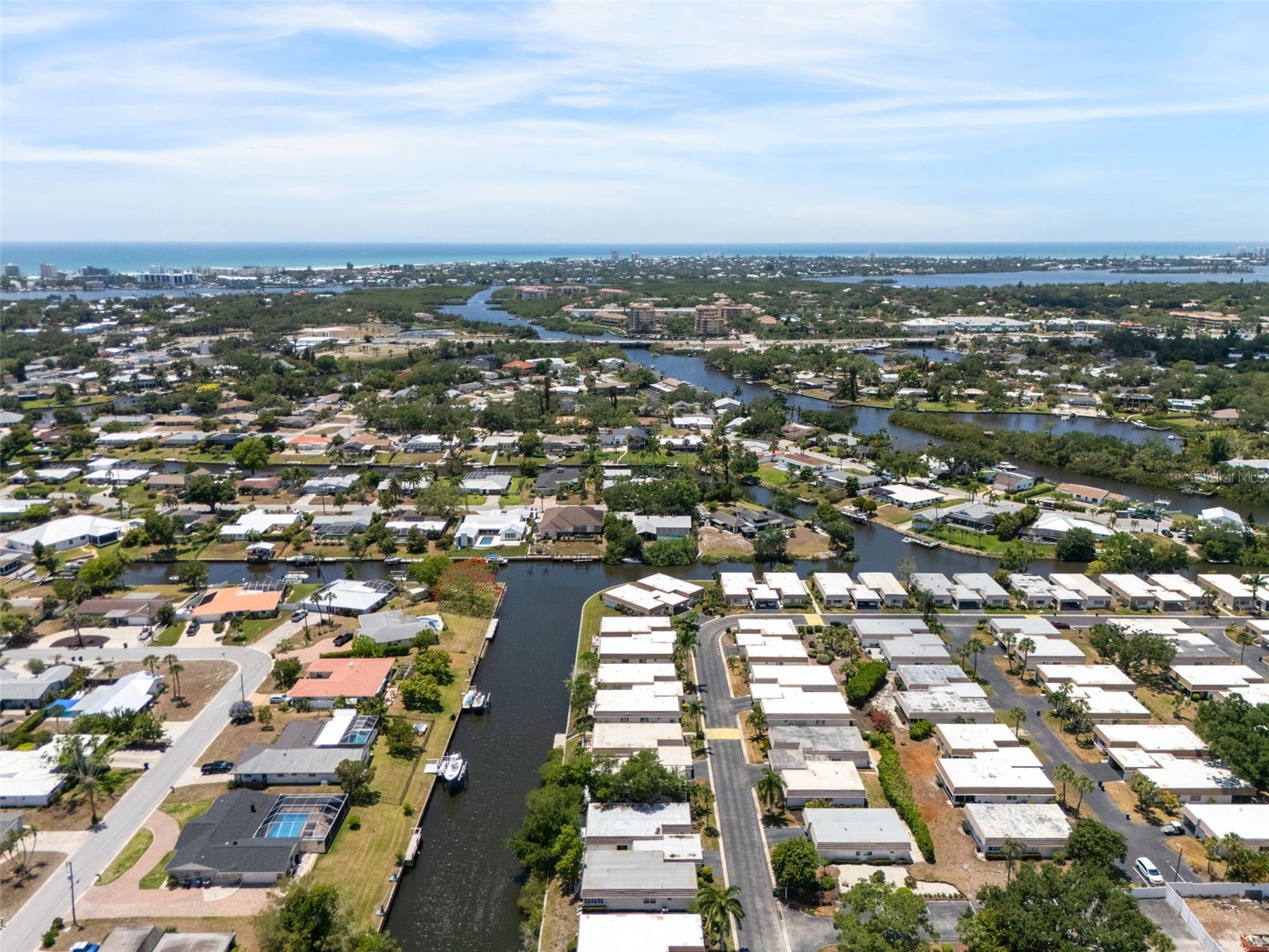 2330 Riverbluff Parkway #V245 Sarasota FL 34231 A4693008 image38