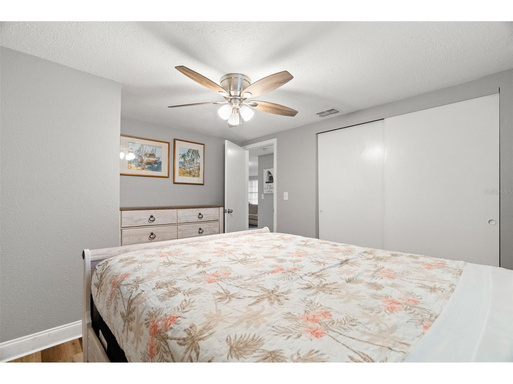 2330 Society Drive Holiday FL 34691 TB8503441 image25