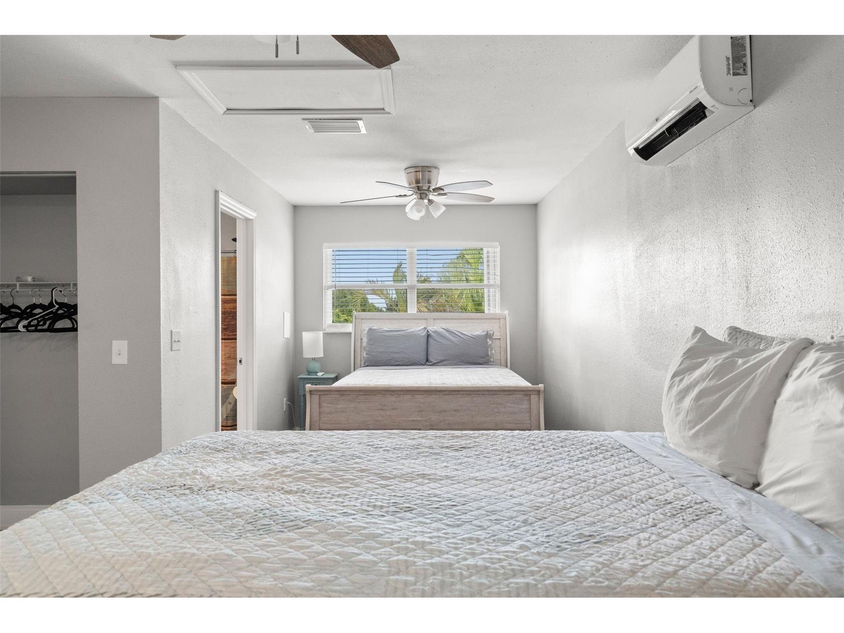 2330 Society Drive Holiday FL 34691 TB8503441 image34