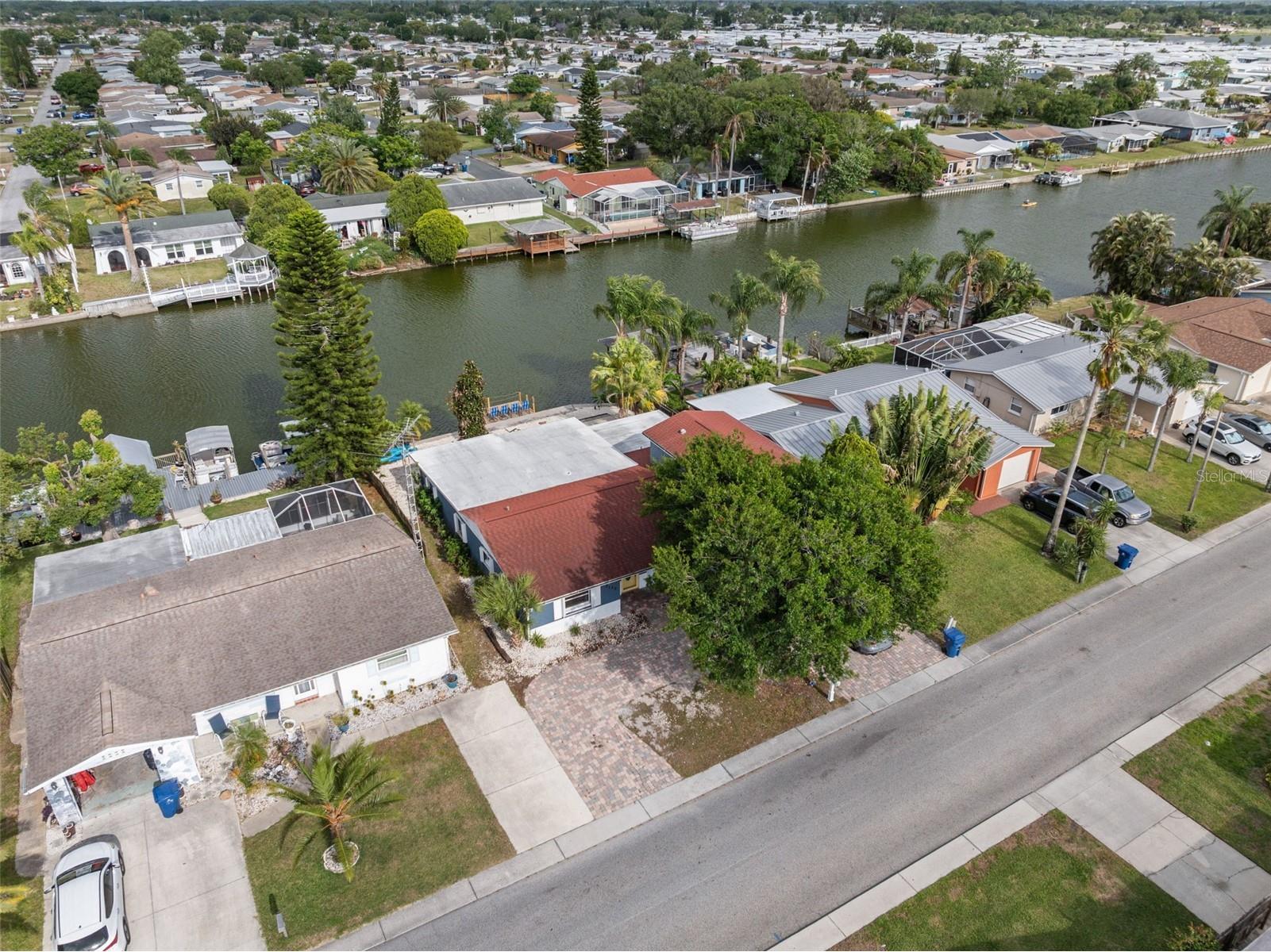 2330 Society Drive Holiday FL 34691 TB8503441 image46