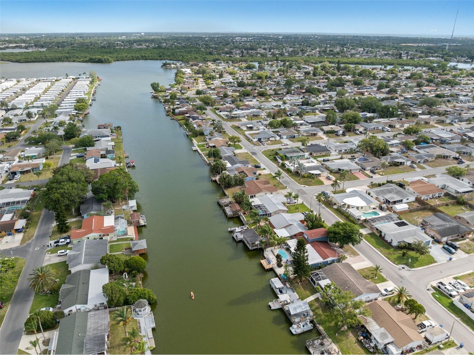 2330 Society Drive Holiday FL 34691 TB8503441 image48