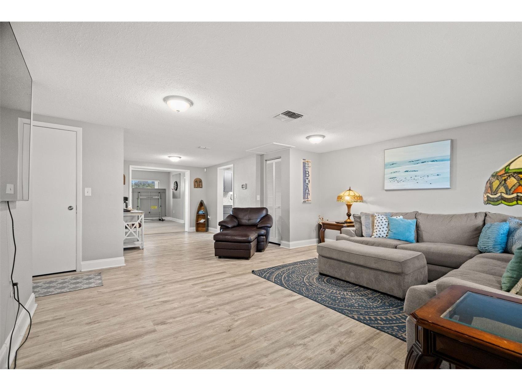 2330 Society Drive Holiday FL 34691 TB8503441 image5