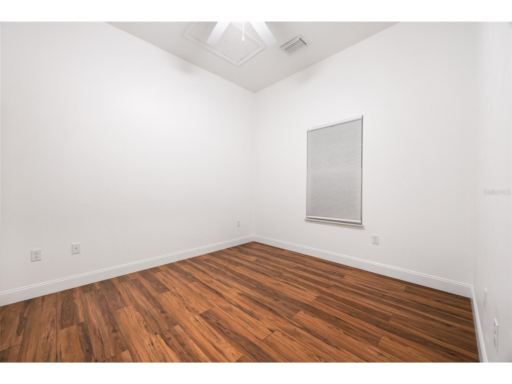 2330 W Saint Louis Street Tampa FL 33607 TB8497441 image14